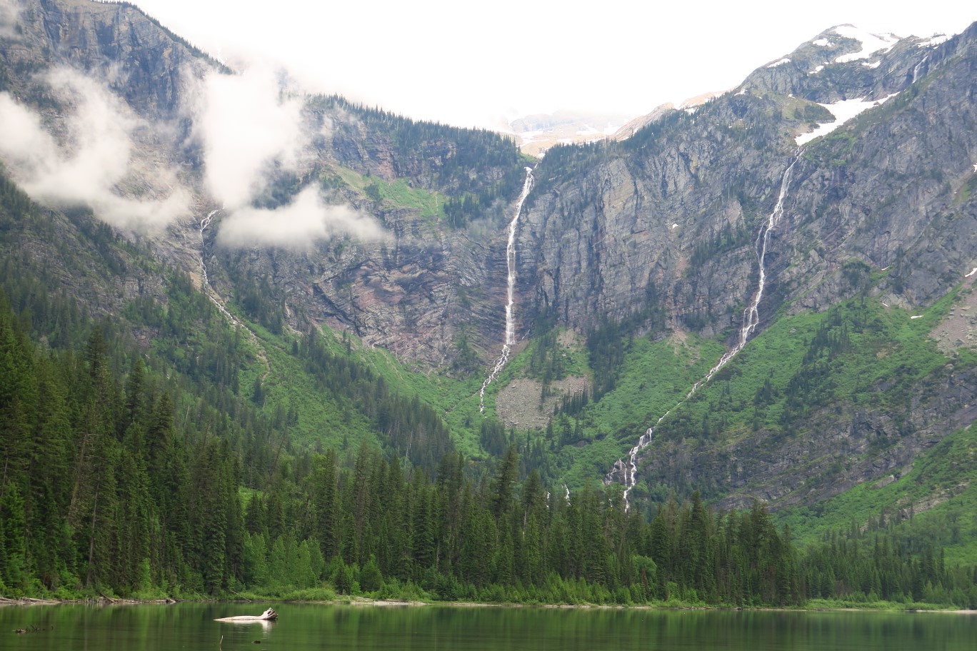 35-Avalanche_Lake_and_scenery