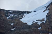 029-zoom_view_of_glacial_feature-small_glacier_becoming_a_hanging_glacier